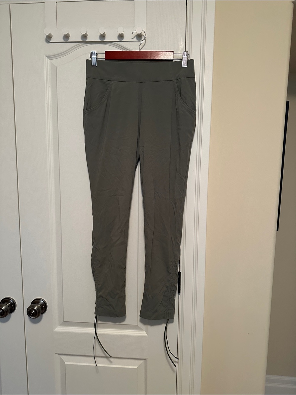 Columbia Drawstring Hiking Capris